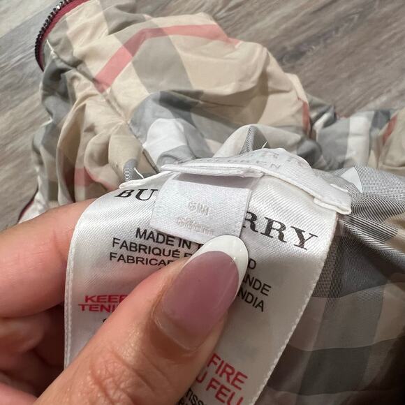 Burberry Baby London Check Pink Reversible Puffer Size 6 Months - Picture 5 of 9